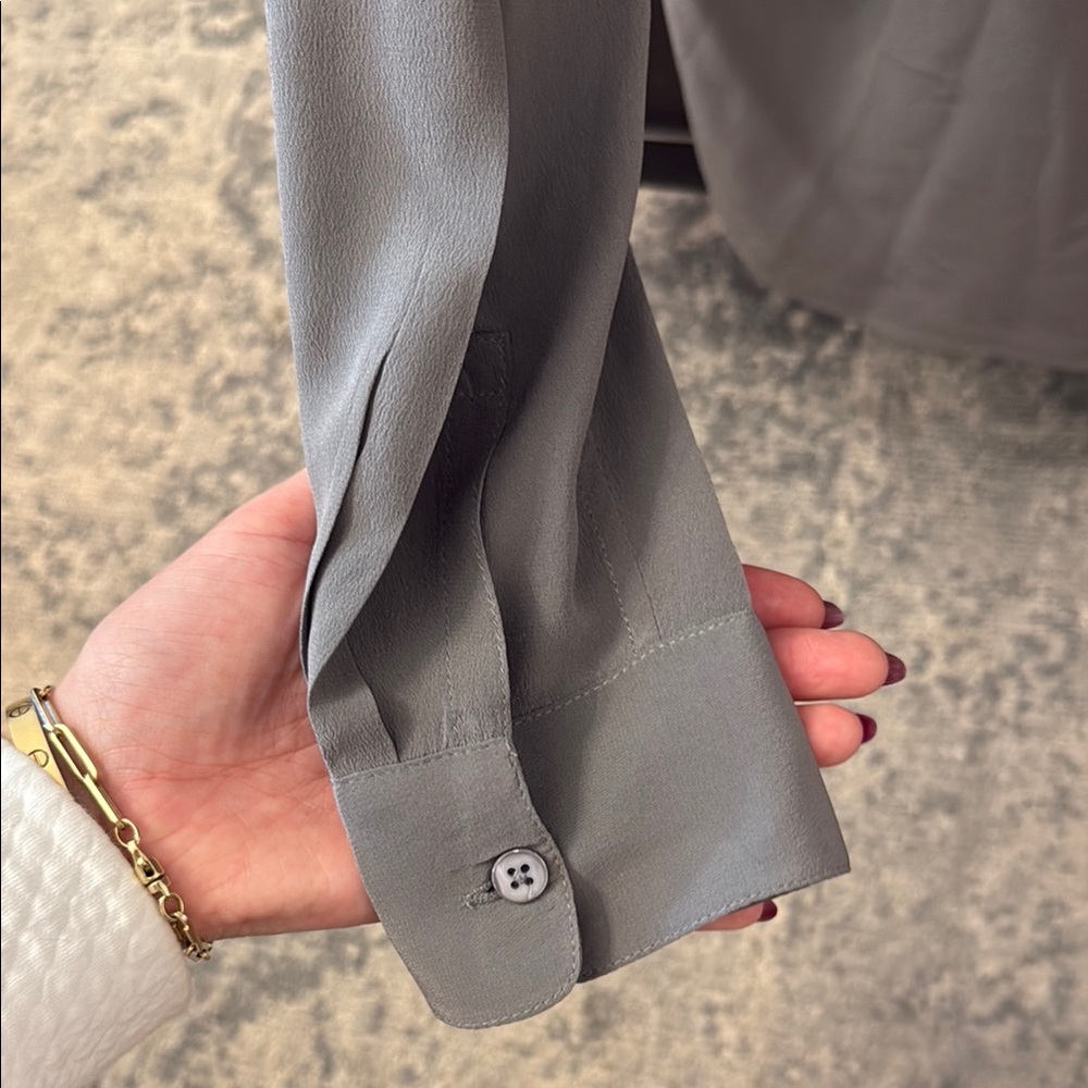 Everlane Gray Button-Up Blouse - image 6